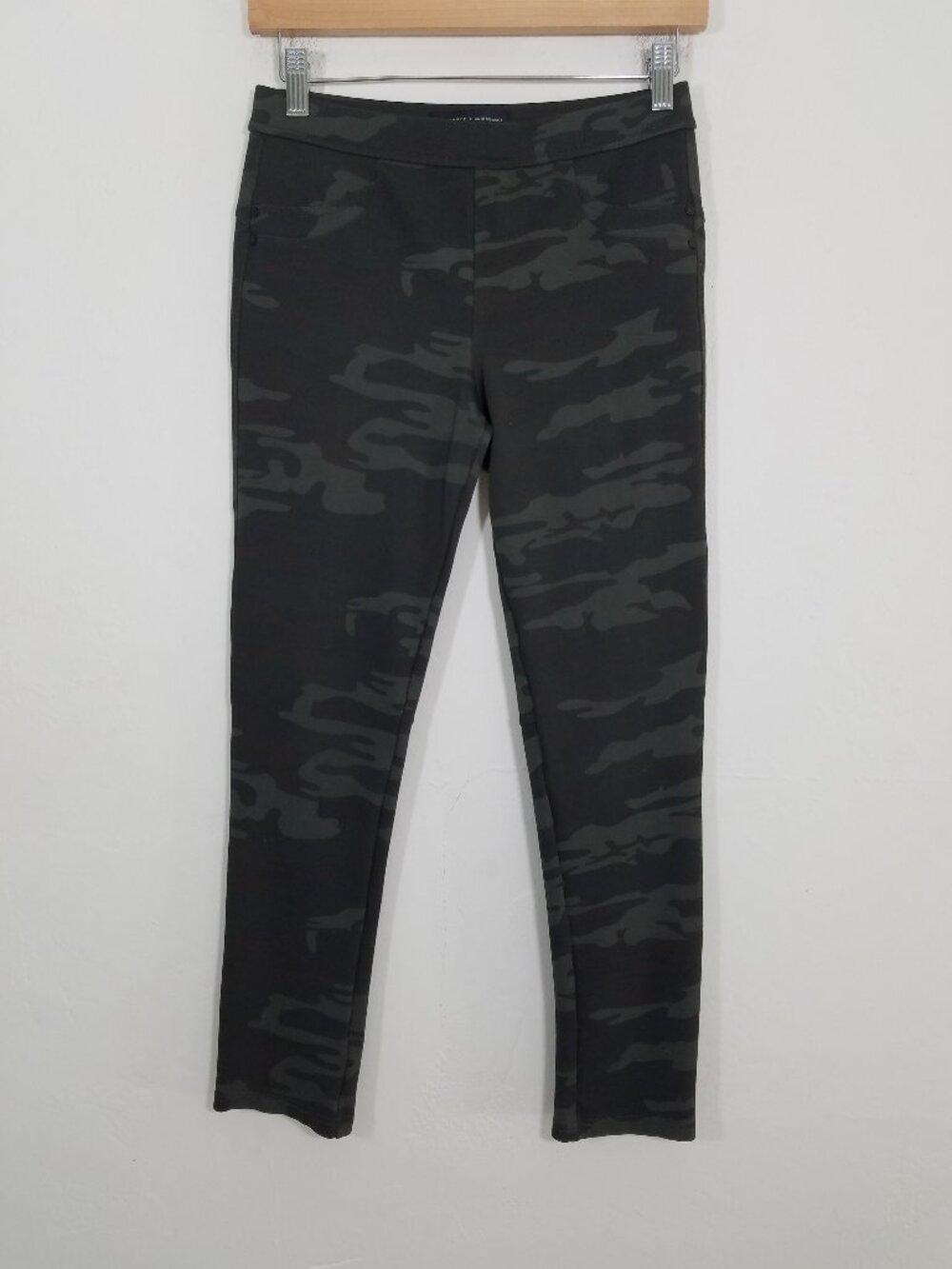 Sanctuary x Anthropologie Camo Pull-On Pants/Legging Green Size S